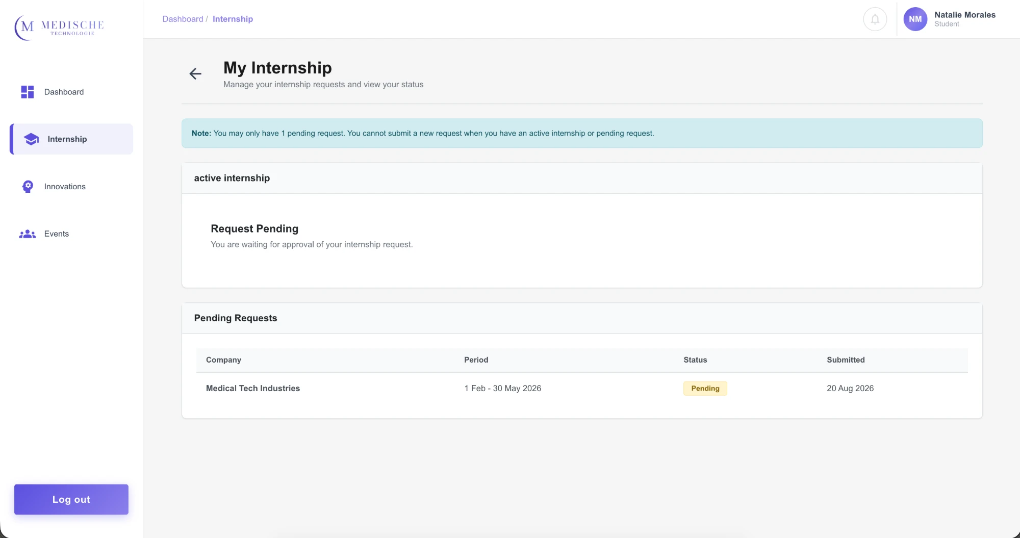 Student internship page showing a pending request and its details